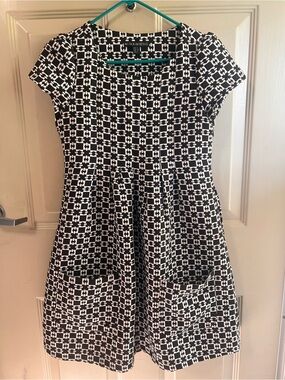 Nicola Berti Black & White Geometric Dress
